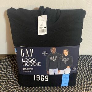 Gap Logo Hoodie brand new size Large